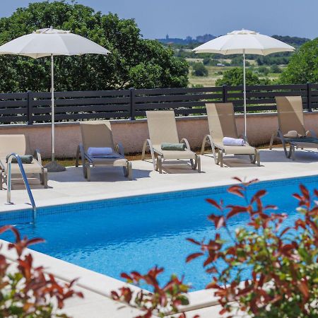 Holiday Home Villa Dora By Interhome Pula Exterior photo